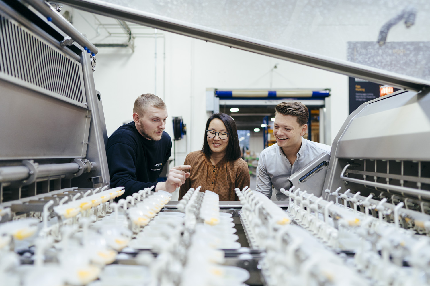 Training session with SANOVO OptiBreaker egg breaking machine