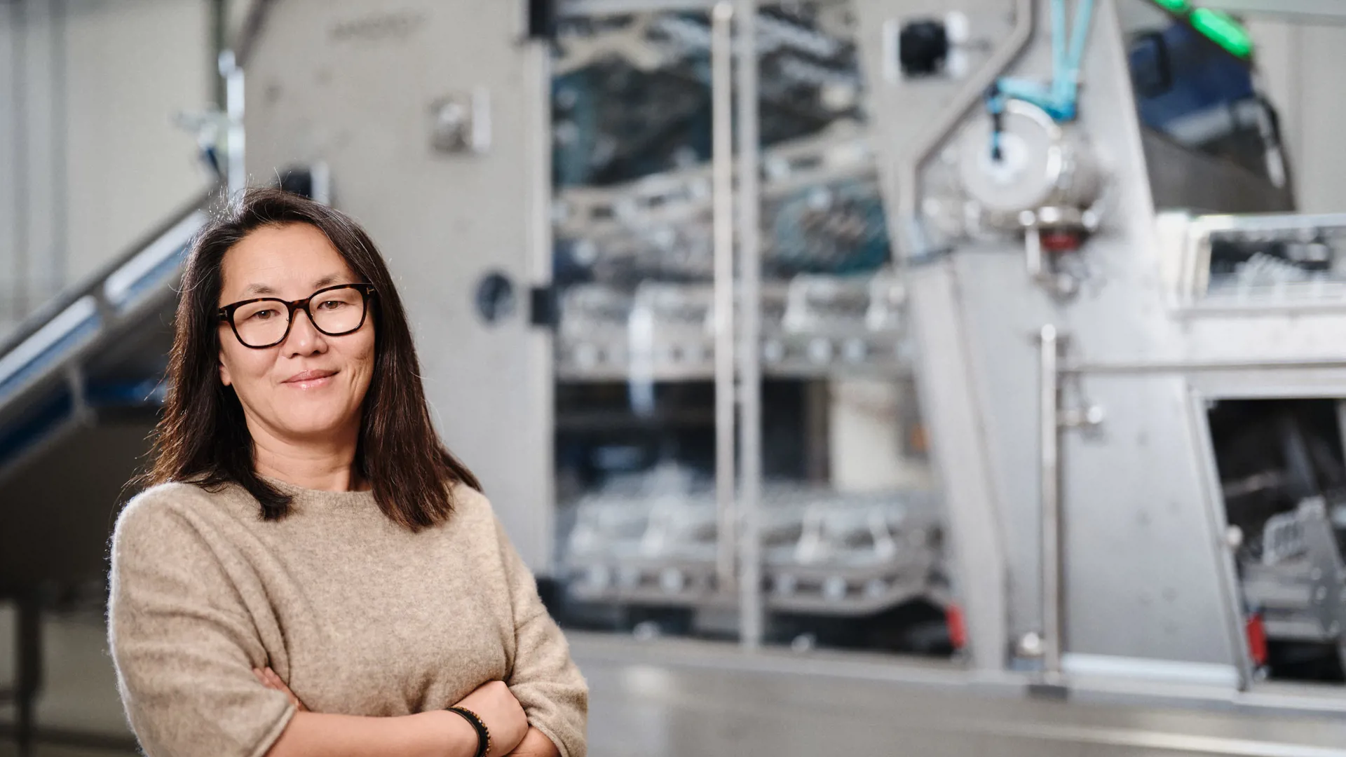 Eva Langhoff, COO SANOVO TECHNOLOGY GROUP in front of BreakerPro