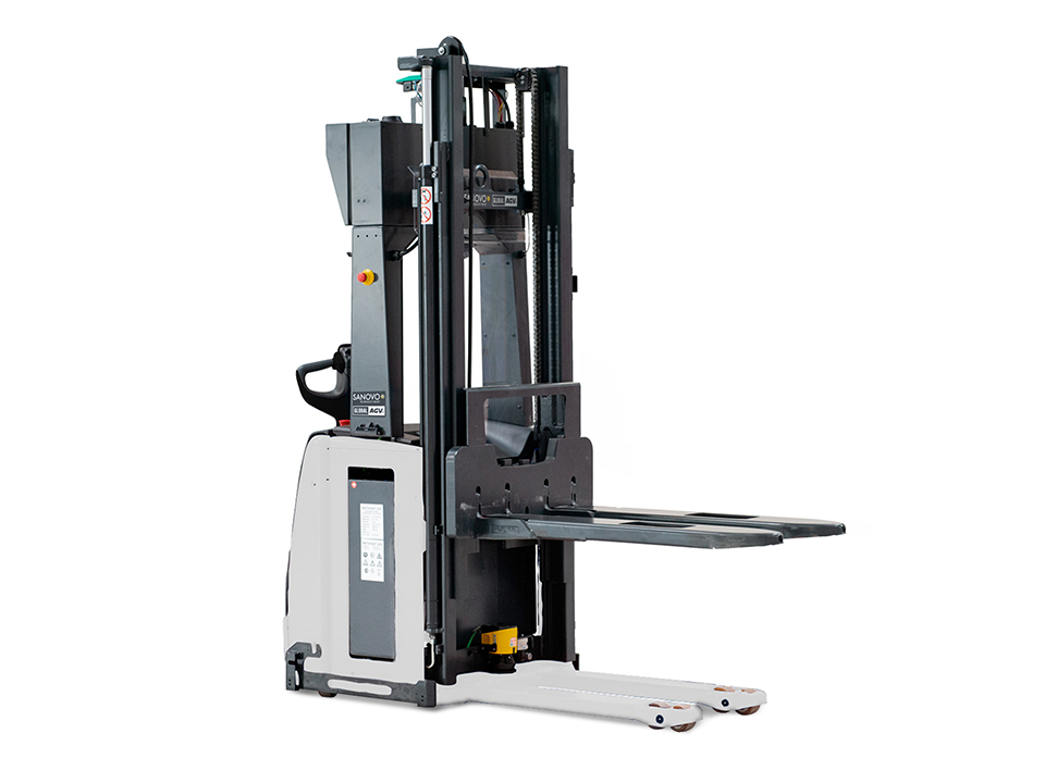 Model L-14 driverless forklift AGV for automated EUR-pallet transport in egg handling logistics.